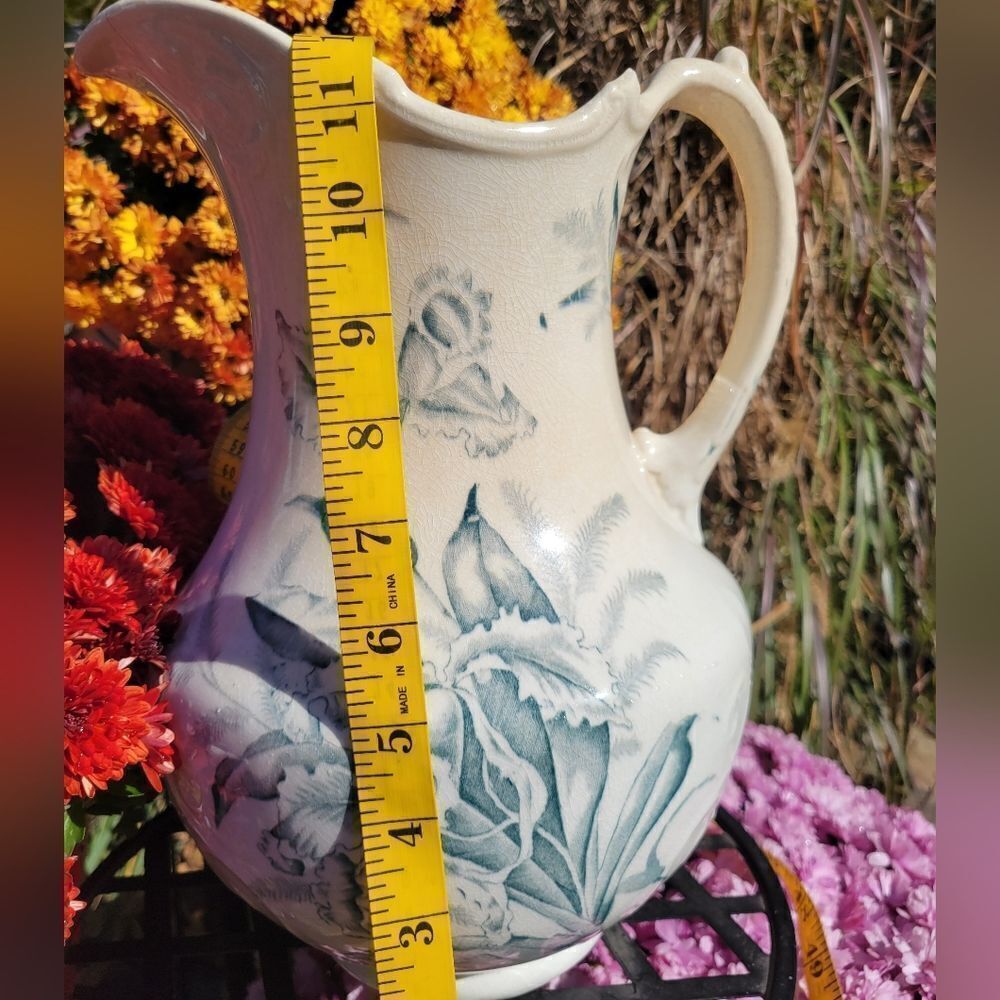 Vintage Pitcher - Picture 7 of 16